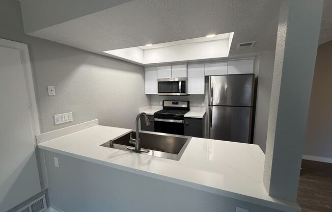 1 bed, 1 bath, 635 sqft, $2,175, Unit D108