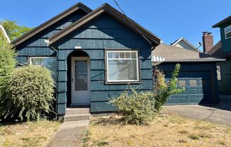 1 Bed/1Bath Bungalow in Kenton Neighborhood off N Interstate