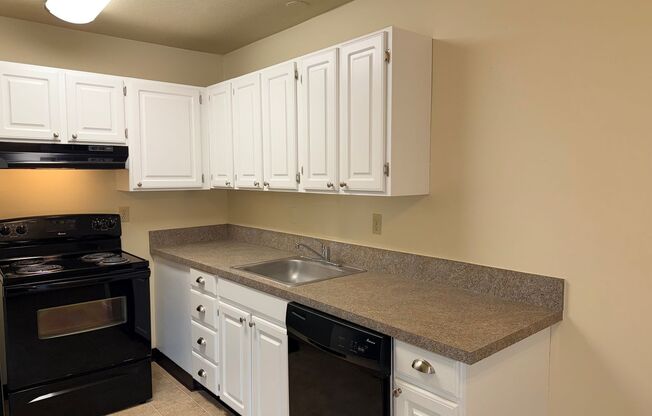 2 Bedroom Townhouse in Milwaukie