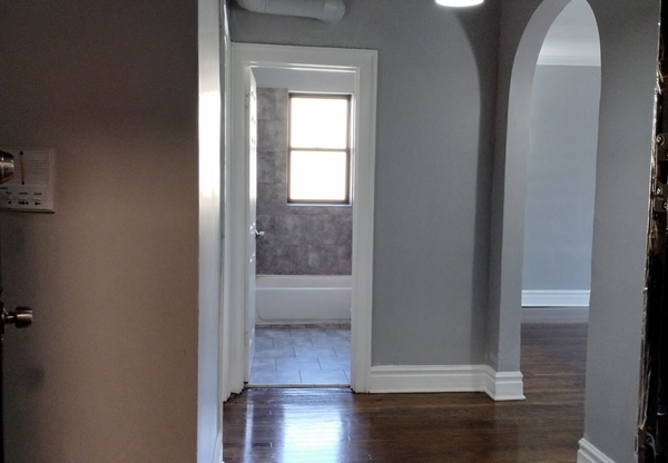 8000 S HERMITAGE AVE