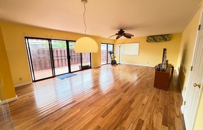 2 beds, 1.5 baths, $3,300, Unit # #C 12 NUUANU STREAMSIDE