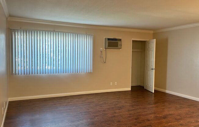 2 beds, 2 baths, 880 sqft, $2,795, Unit L-4