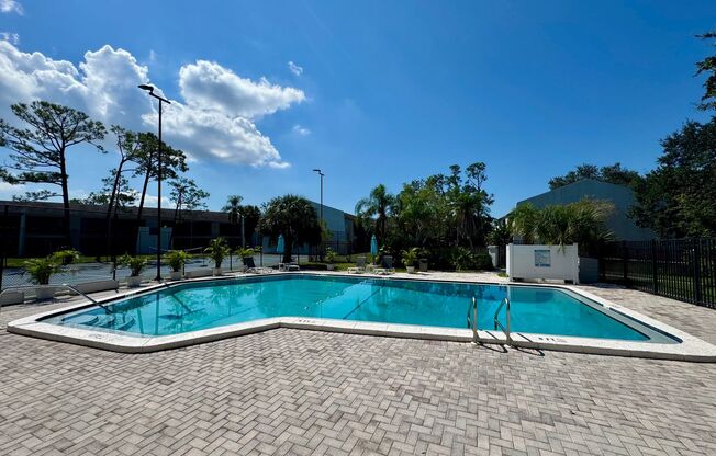 4 beds, 2 baths, 1,407 sqft, $2,575, Unit 088