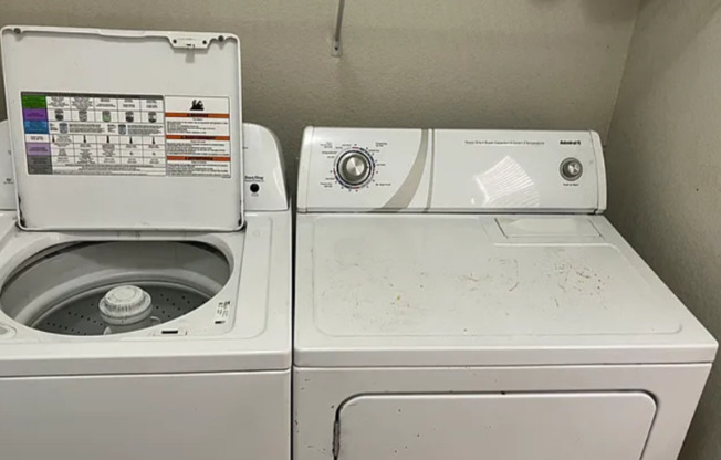 3553 SAINT NAZAIRE AVE