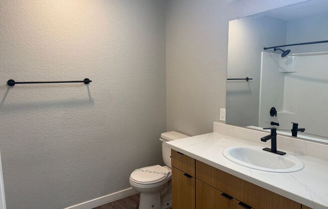 2 beds, 2 baths, 841 sqft, $2,855, Unit E035