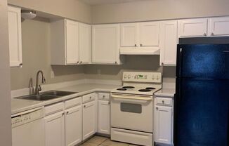 132 E Ingram St