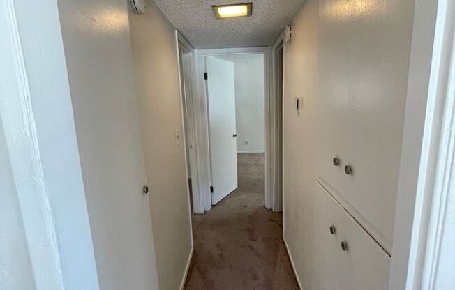 2 beds, 2 baths, $4,000, Unit 1