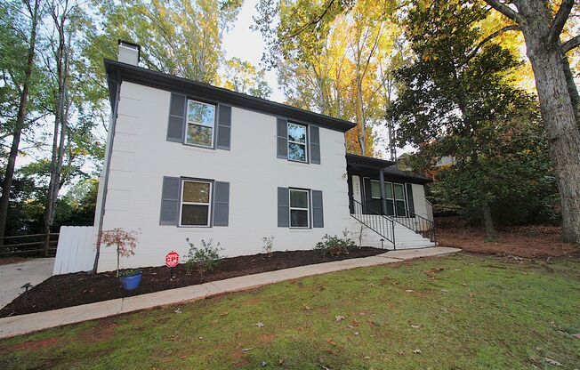 (Coming Soon) Charming Modern Farmhouse in the Heart of Beverly Woods