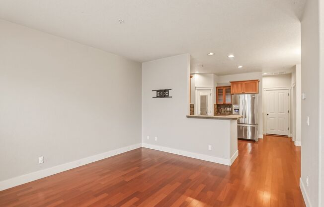 2 Bedroom, 2.5 Bathroom Townhouse in Arbor Villebois!