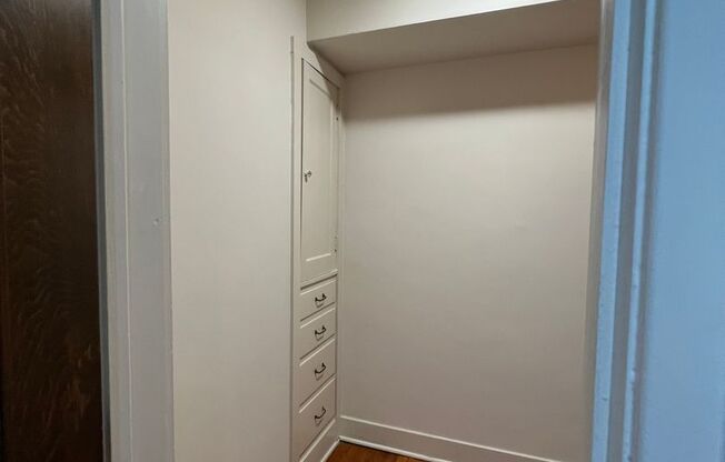 1 bed, 1 bath, 775 sqft, $1,485, Unit Apt. 4E