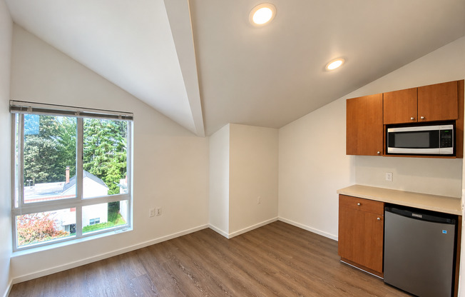 Studio, 1 bath, 190 sqft, $1,295, Unit 4501