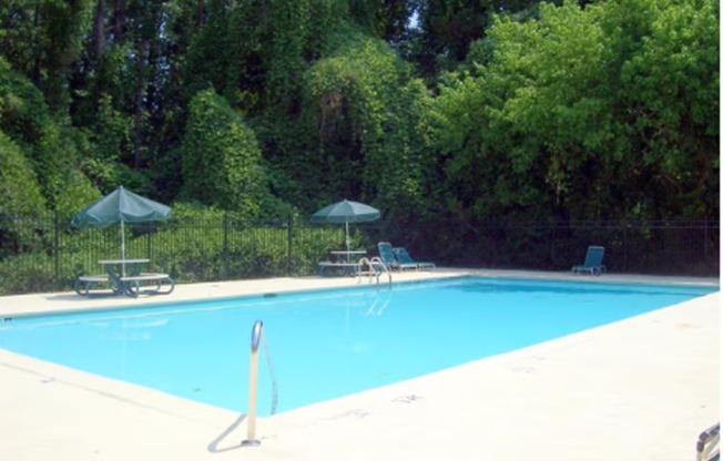 1 bed, 1 bath, 612 sqft, $975