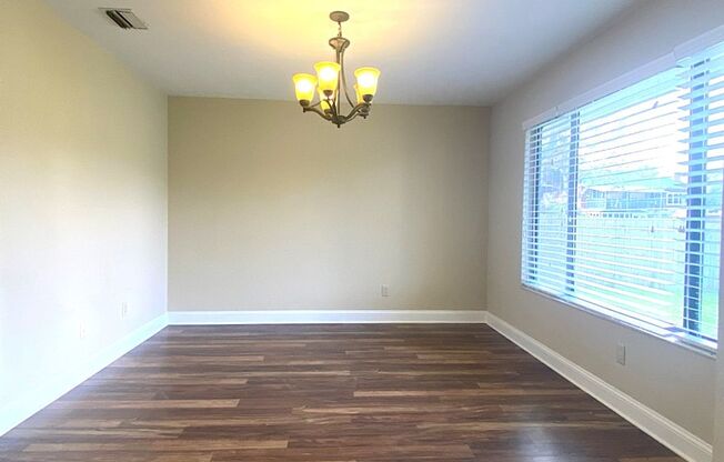 Beautiful 3 Bedroom with Loft in Ormond Beach!