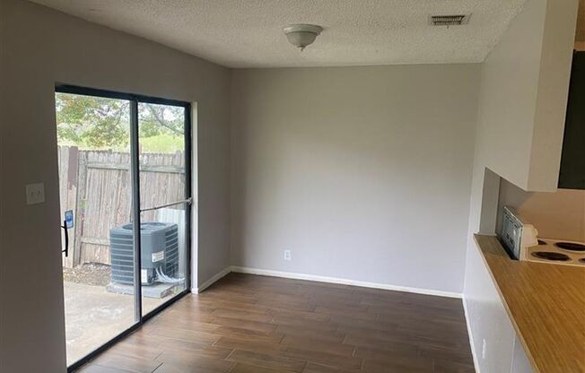 Cute 2/1 duplex with garage/carport
