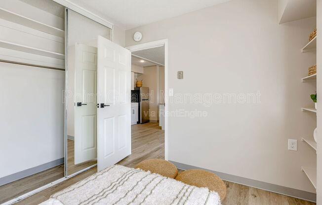 Studio, 1 bath, 329 sqft, $695, Unit 529