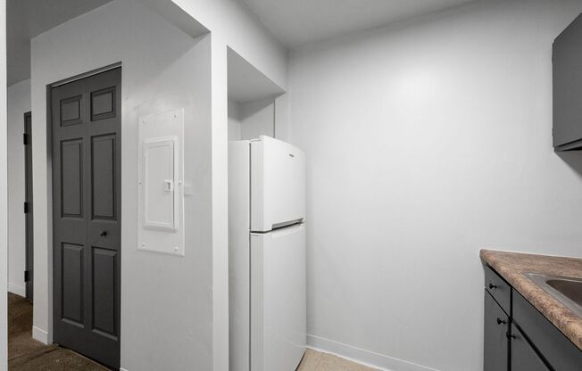 1 bed, 1 bath, 700 sqft, $799, Unit Apt #07