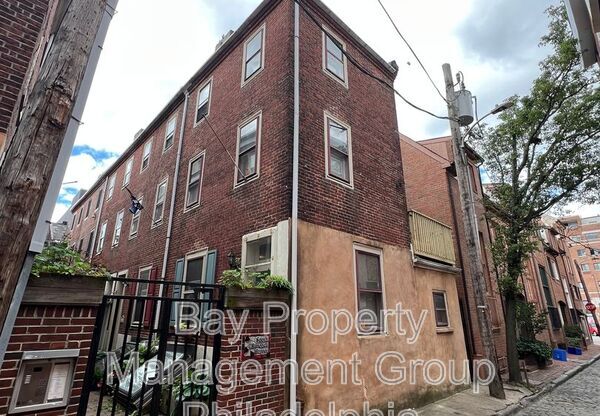 502 S HANCOCK ST