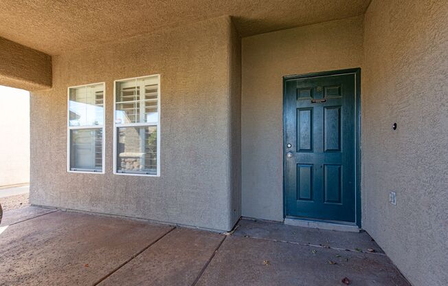 HENDERSON - LARGE 3 BEDROOMS, 2.5 BATHS WITH HUGE LOFT/FAMILY ROOM