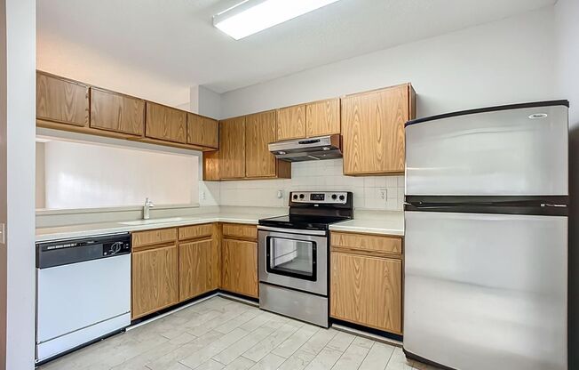 2 beds, 2.5 baths, $1,550, Unit # 104