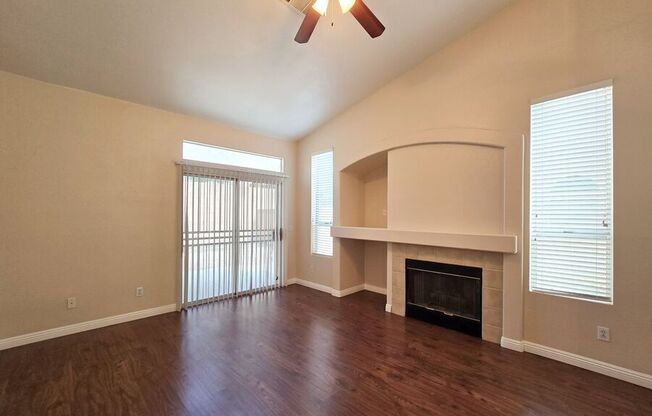 1825 LYELL CYN LN