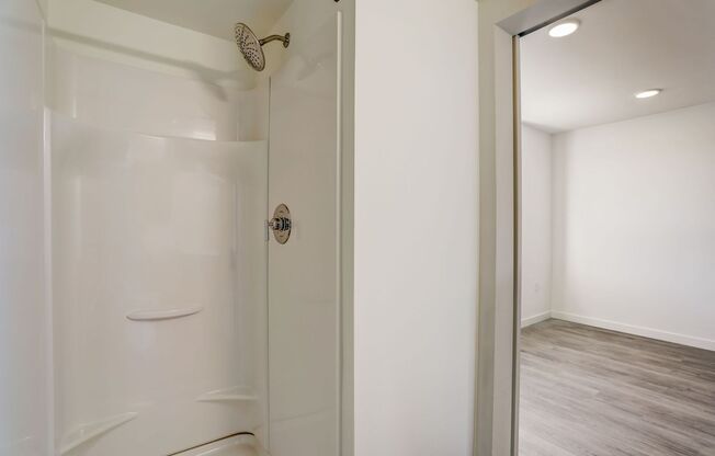 Studio, 1 bath, 252 sqft, $1,180, Unit 202