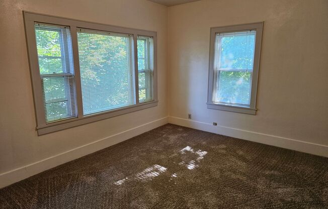 1 bed, 1 bath, $1,150, Unit 06