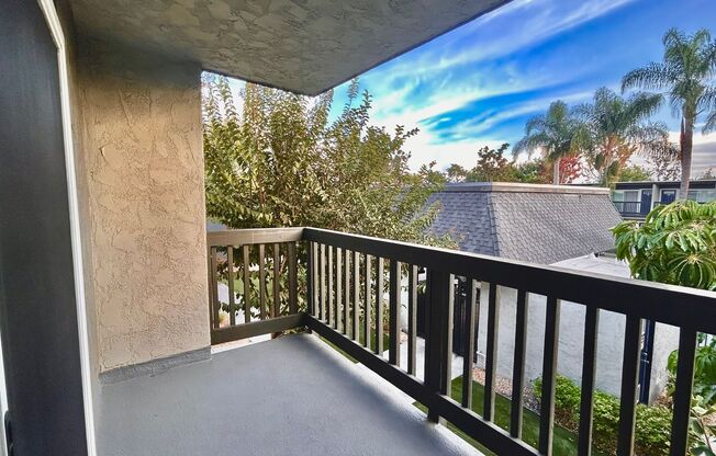 2 beds, 2 baths, 880 sqft, $2,800, Unit A-5