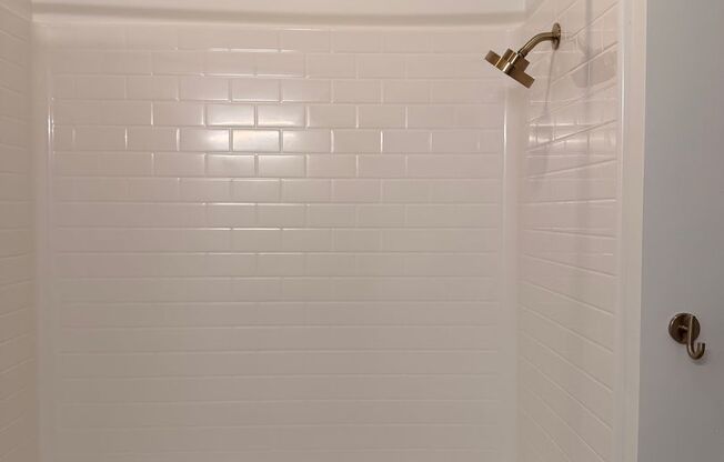 2 beds, 2 baths, 816 sqft, $4,995, Unit 909