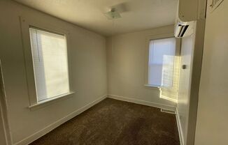 1 bed, 1 bath, 350 sqft, $695, Unit 3