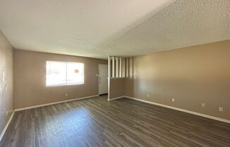 2 beds, 1 bath, 850 sqft, $750, Unit Apt B