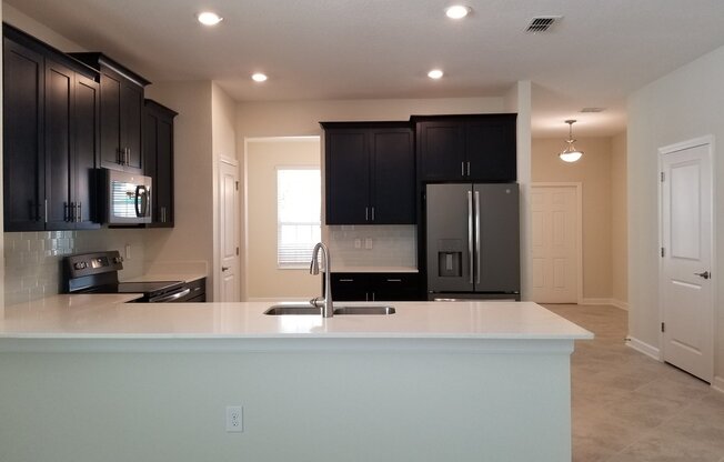 Spacious Oaks at Moss Park Home!