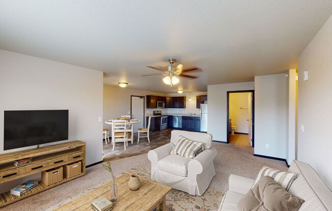 3 beds, 2 baths, 1,140 sqft, $1,515, Unit 3240-103