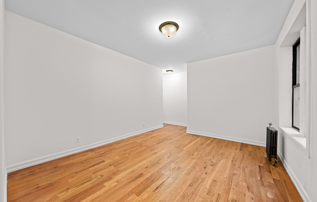 49 E 17 ST