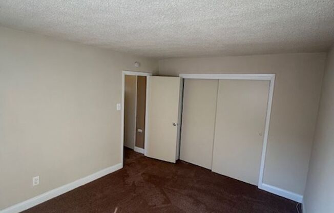 1 bed, 1 bath, 550 sqft, $1,185, Unit G04