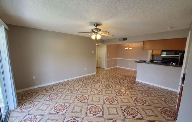 2 beds, 2 baths, $1,750