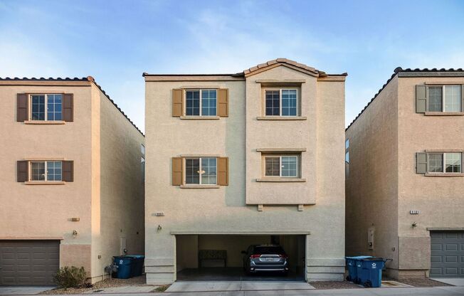 4 Bedroom Modern Home in NW Las Vegas | Furnished Option Available