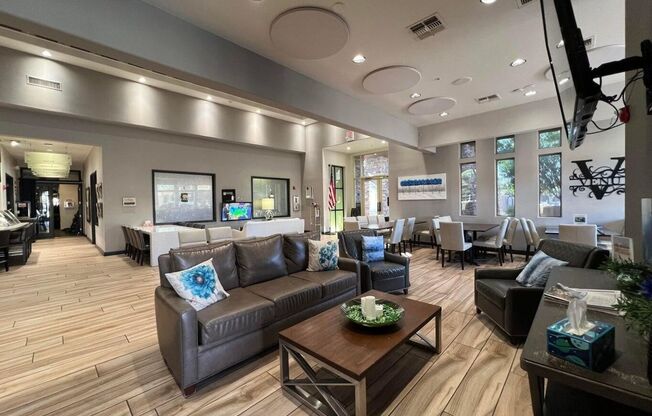 2 beds, 2.5 baths, $1,900, Unit APARTMENT 1271