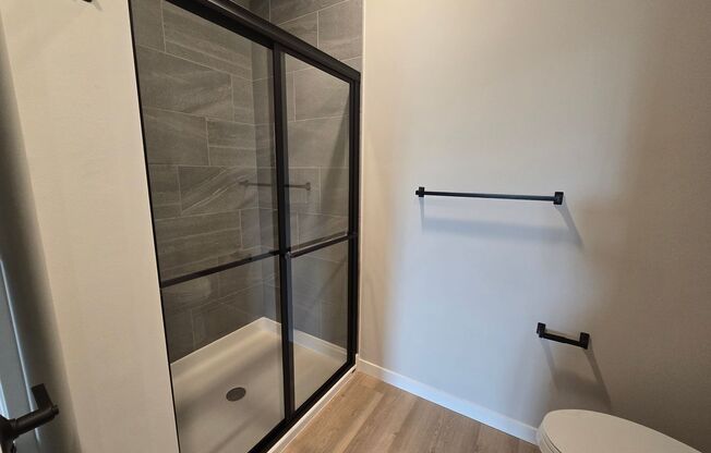 1 bed, 1 bath, 925 sqft, $2,060, Unit 8421-239