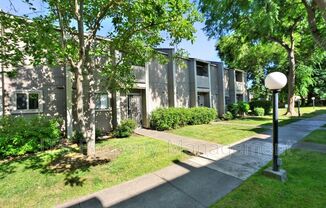 9 DEROW CT