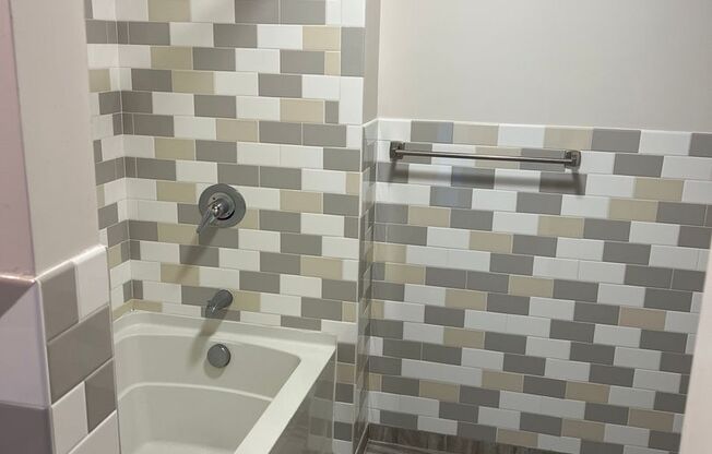 Studio, 1 bath, 1,042 sqft, $2,060, Unit 538