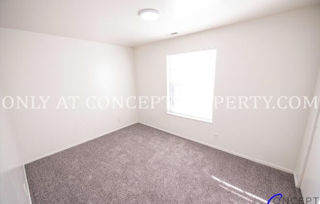 2 beds, 1 bath, 920 sqft, $1,299, Unit 30