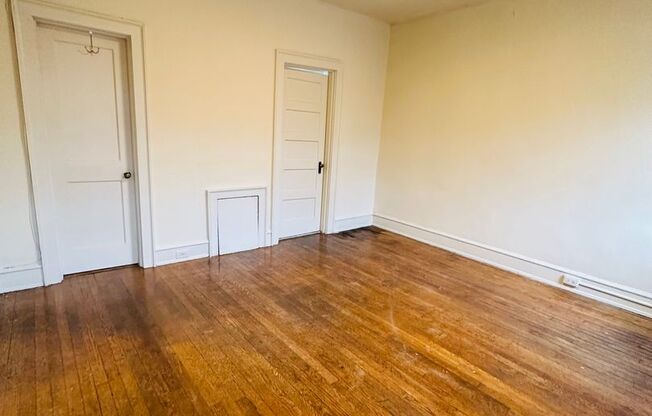 1 bed, 1 bath, $1,295, Unit Apt. 18