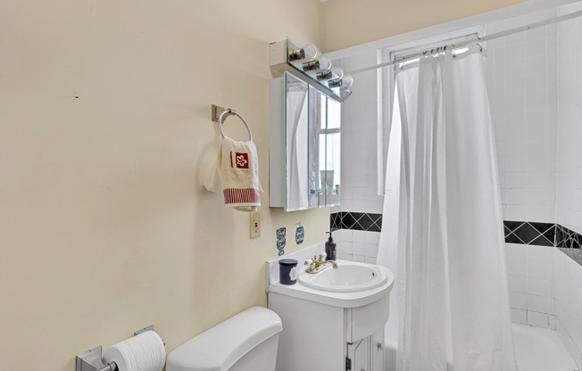 1 bed, 1 bath, 522 sqft, $2,275, Unit 3