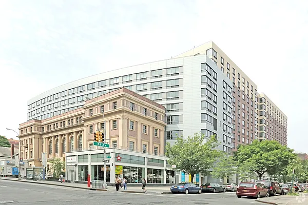 Studio, 1 bath, $3,550, Unit 1124