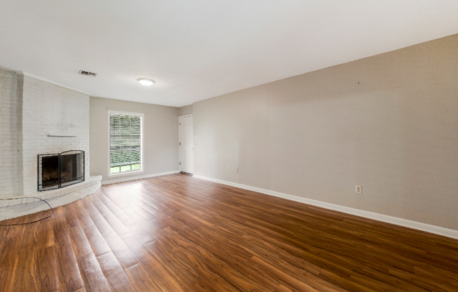130 HUGGINS RD