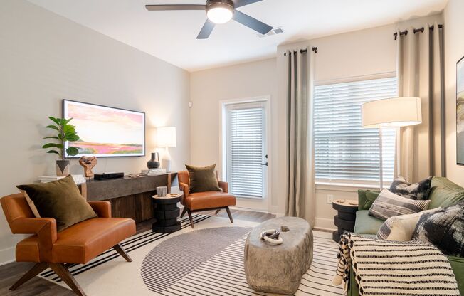 2 beds, 2 baths, 948 sqft, $1,695
