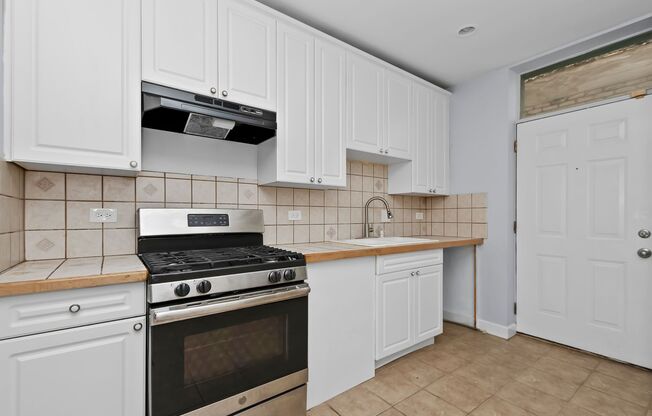 One Bedroom Unit in South Shore