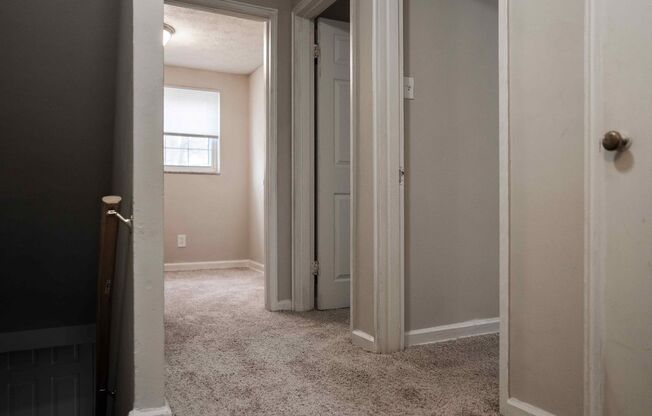2 beds, 1 bath, 995 sqft, $1,299, Unit I136