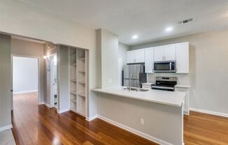 Newly Renovated 1 Bedroom 1 Bathroom  Available