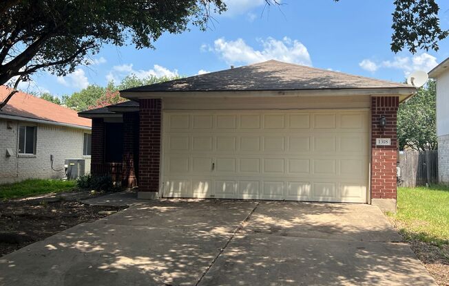 South Austin: Canterbury Trails: 3BD 2BA Home for Rent